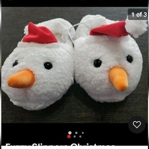 NWT Aerie Snowman w/ Santa Hat Fuzzy Slippers